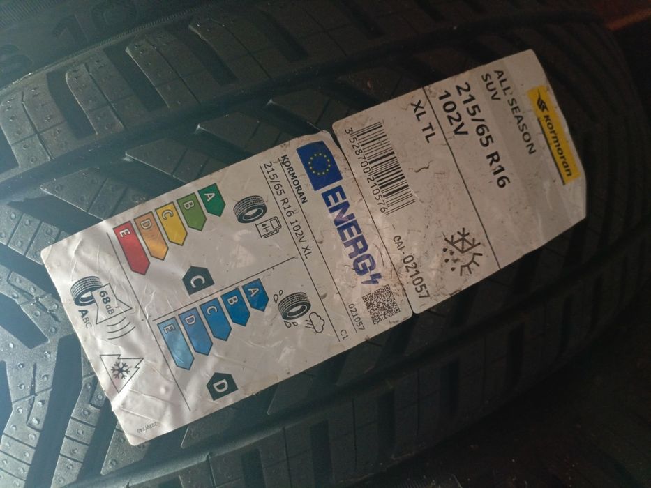 Nowe opony całoroczne wielosezonowe 215/65/16 kormoran