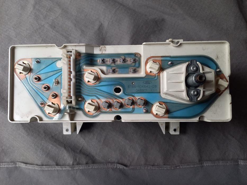 Zegary licznik Ford Sierra MK 2 nr 87BB-10841-CA