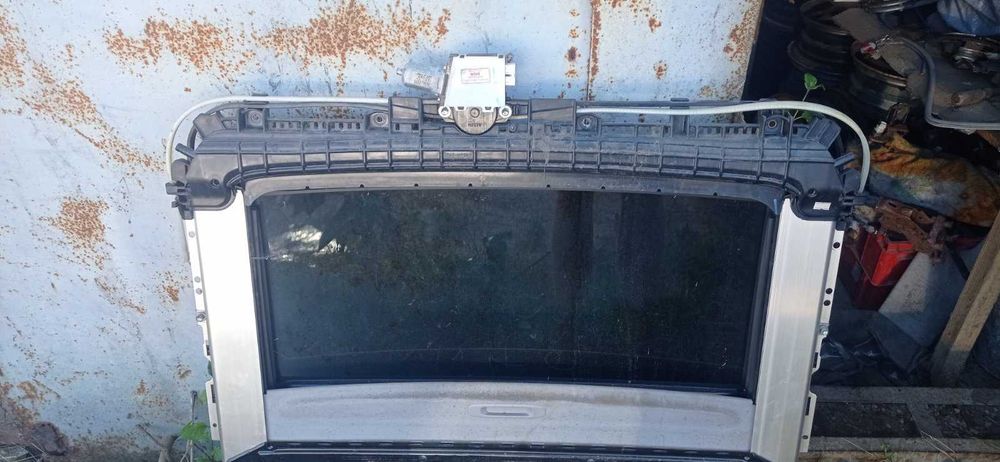 Люк Toyota Rav 4 з 2006 по2010