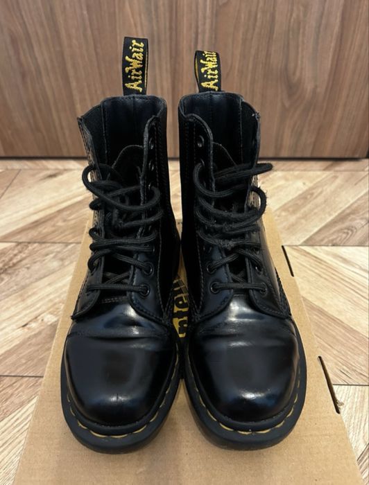 Dr. Martens 1460 Harper