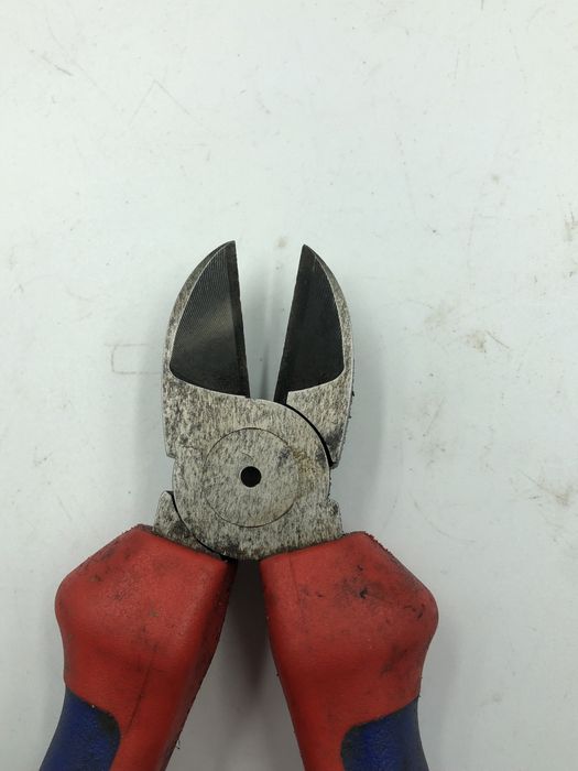 Knipex szczypce tnące boczne