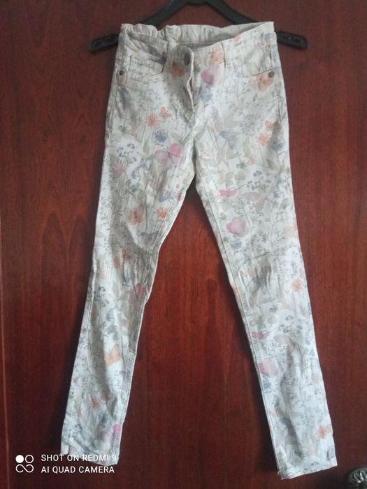 Vendo roupa pra pequenas