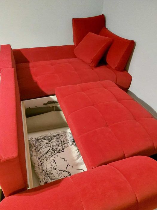 Kanapa narożna rozkładana z pojemnikiem na pościel, stan idealny