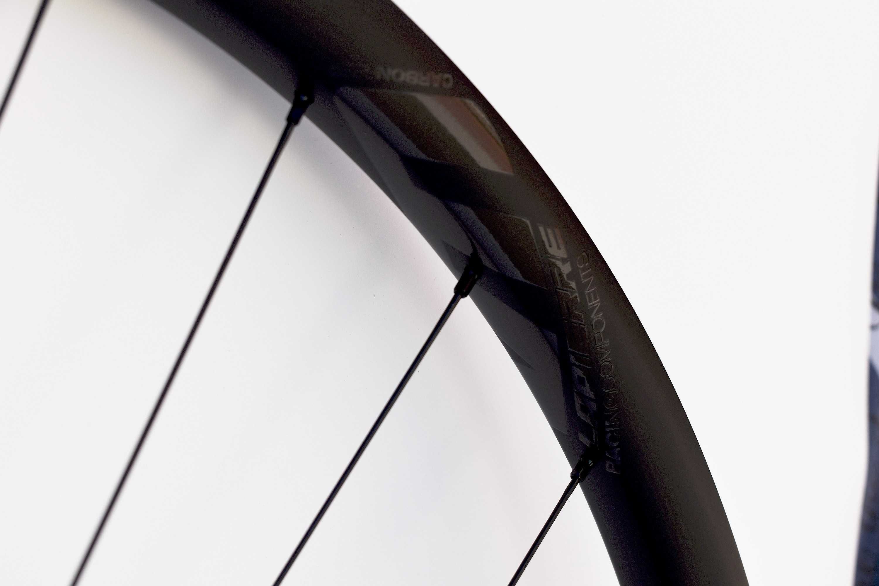 NOWE koła CARBON 29" Shimano xD 1720g szer. wew. 30mm Boost przód tył
