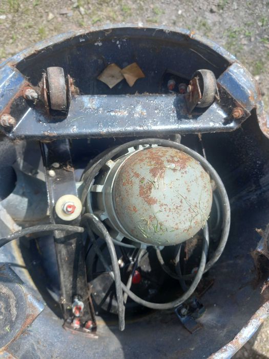 Porządki garażowe elektronika wentylatory pompy wody i inne