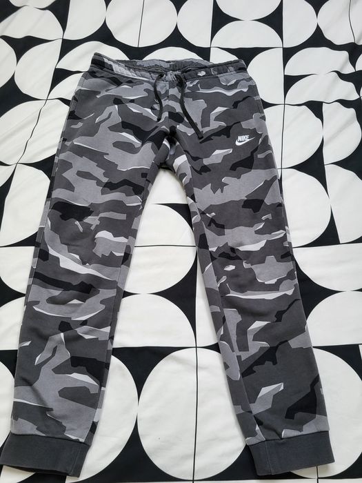 Spodnie dresowe Nike