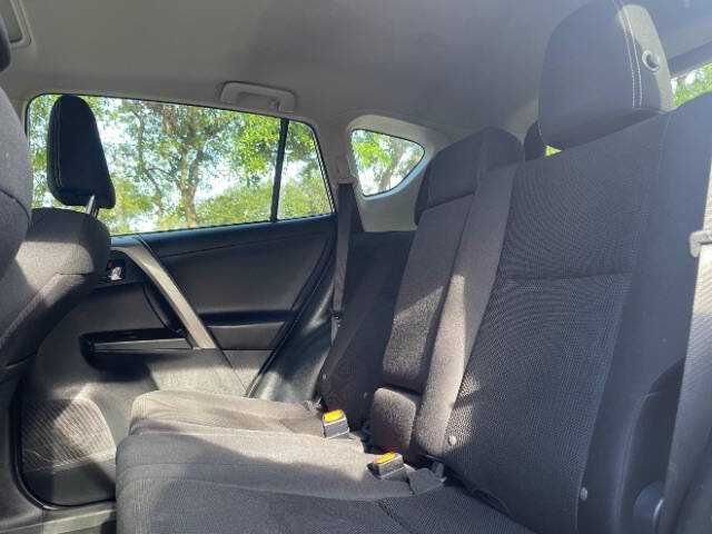 Toyota RAV4 XLE 2018