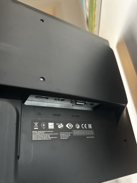 Monitor AOC 21.5’ Polegadas