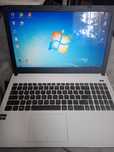 Laptop asus stary model