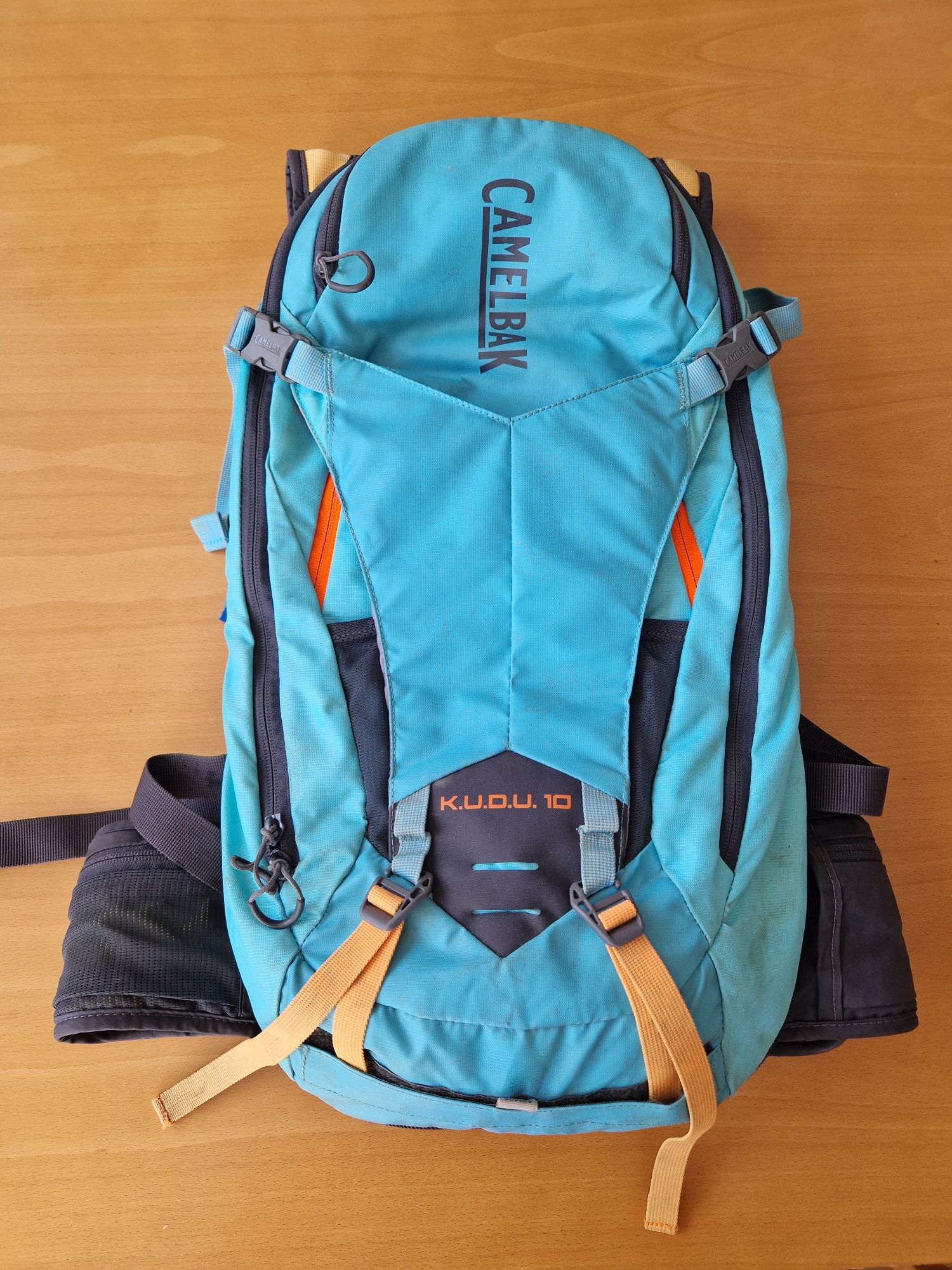 Plecak rowerowy camelbak K.U.D.U z protektorem ochraniaczem buzer kudu