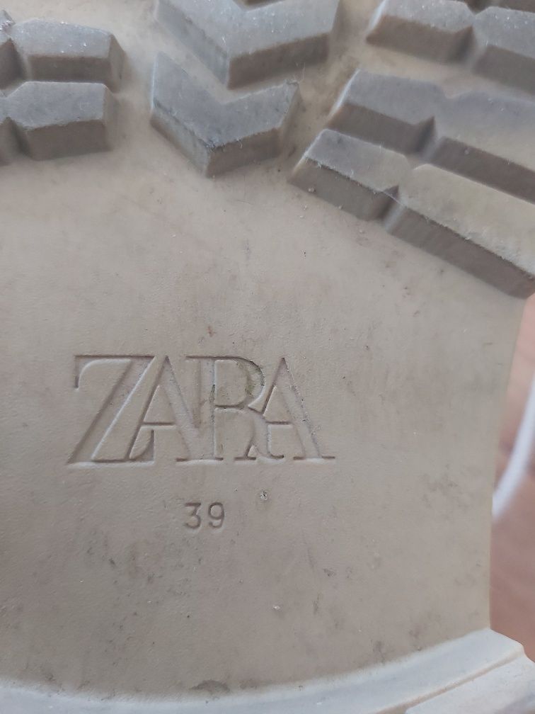 Botki, trapery Zara