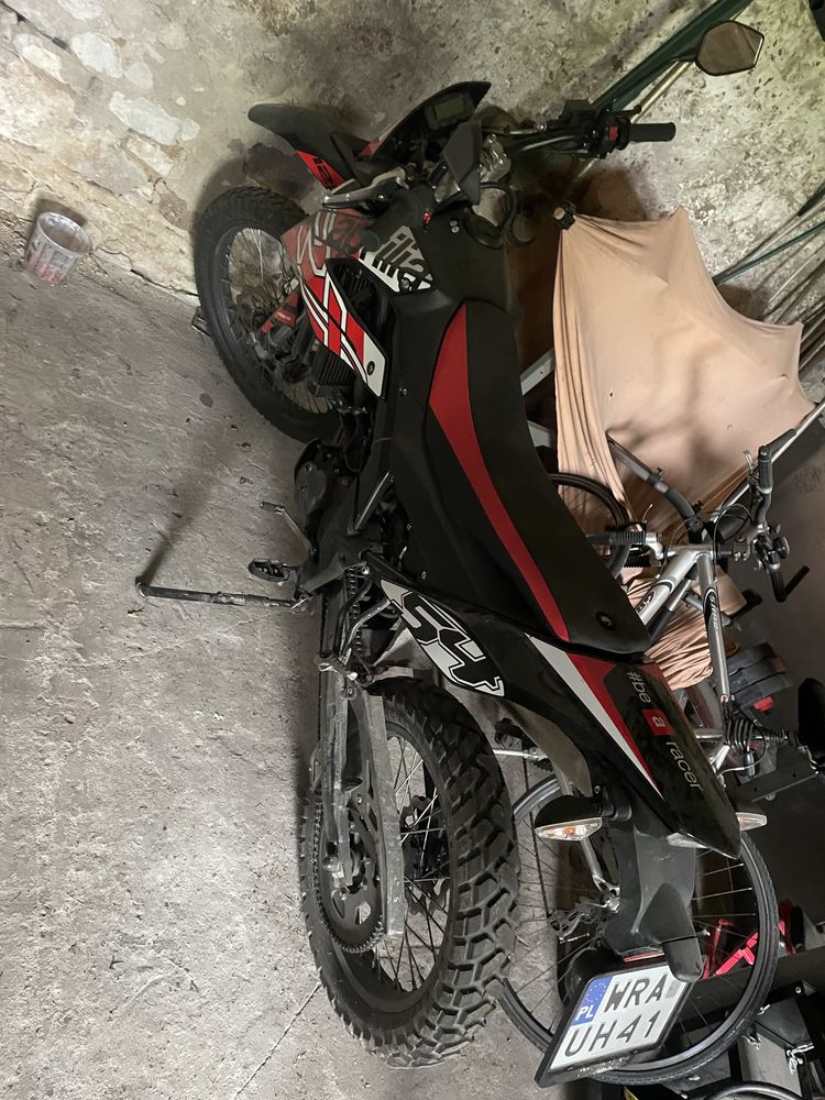 Aprilia rx 125 niski przebieg