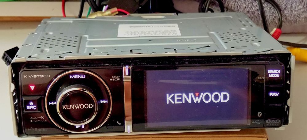 Автомагнитола Kenwood KIV-BT900