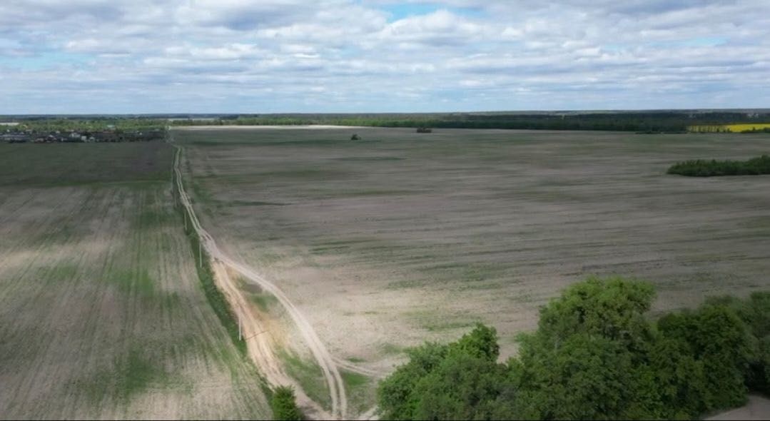 Земельна ділянка під Києвом