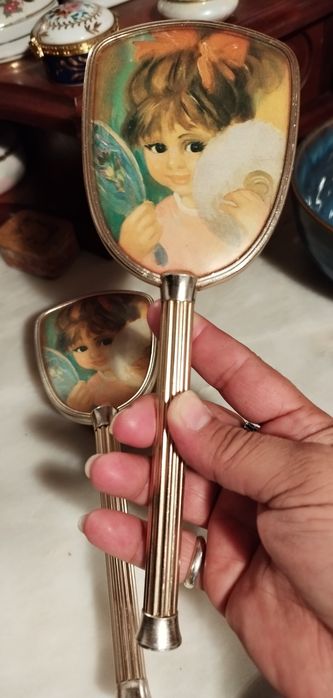 Conjunto vintage de espelho e escova