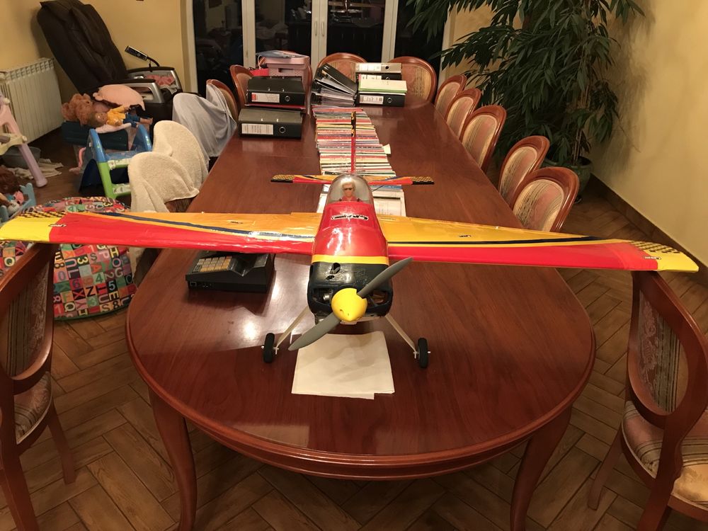 Samolot rc Edge 540