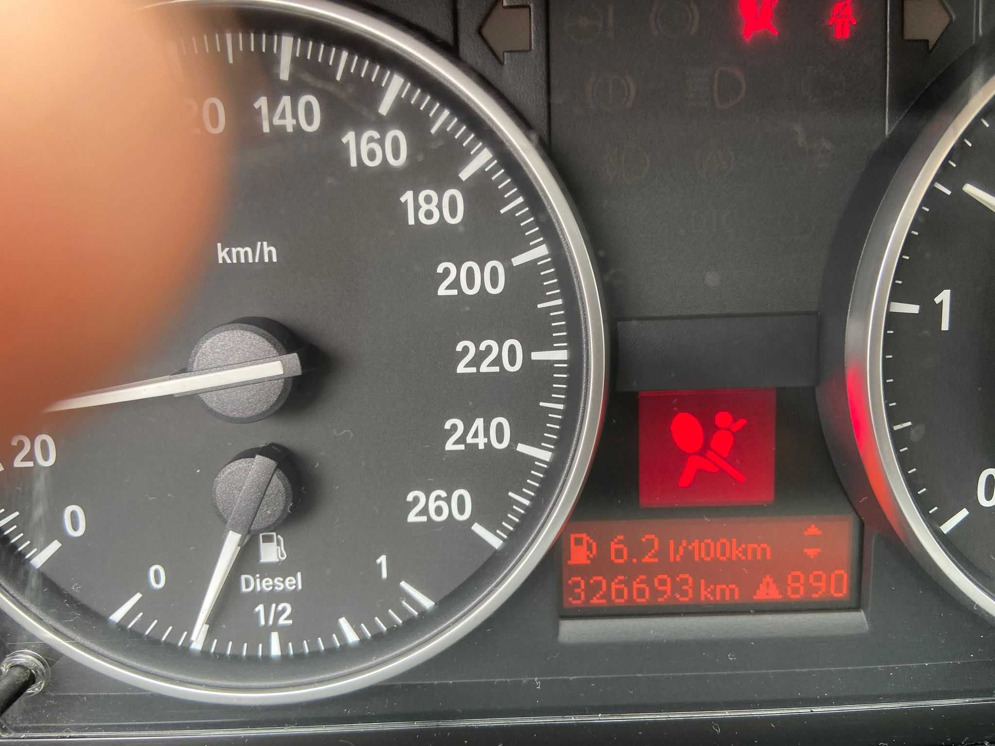 BMW 318D // 2008 // 2000cc