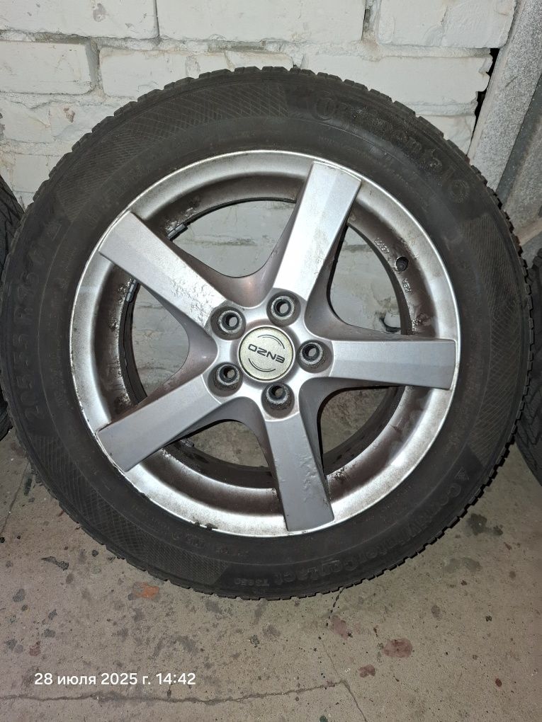 Opony 205x55x16 razom z felgami