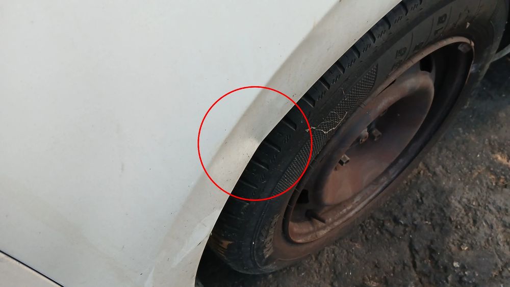 Guarda-lamas direito PEUGEOT 208