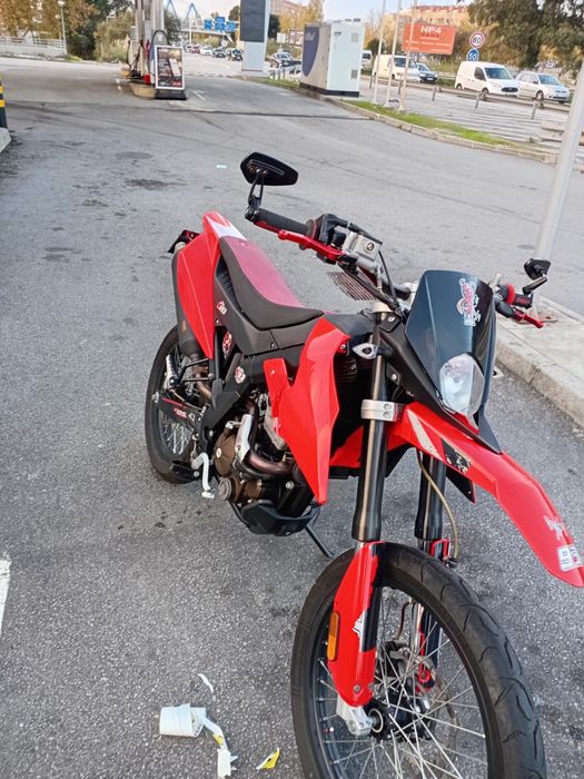 UM DSR 125 com 17mil kilometros