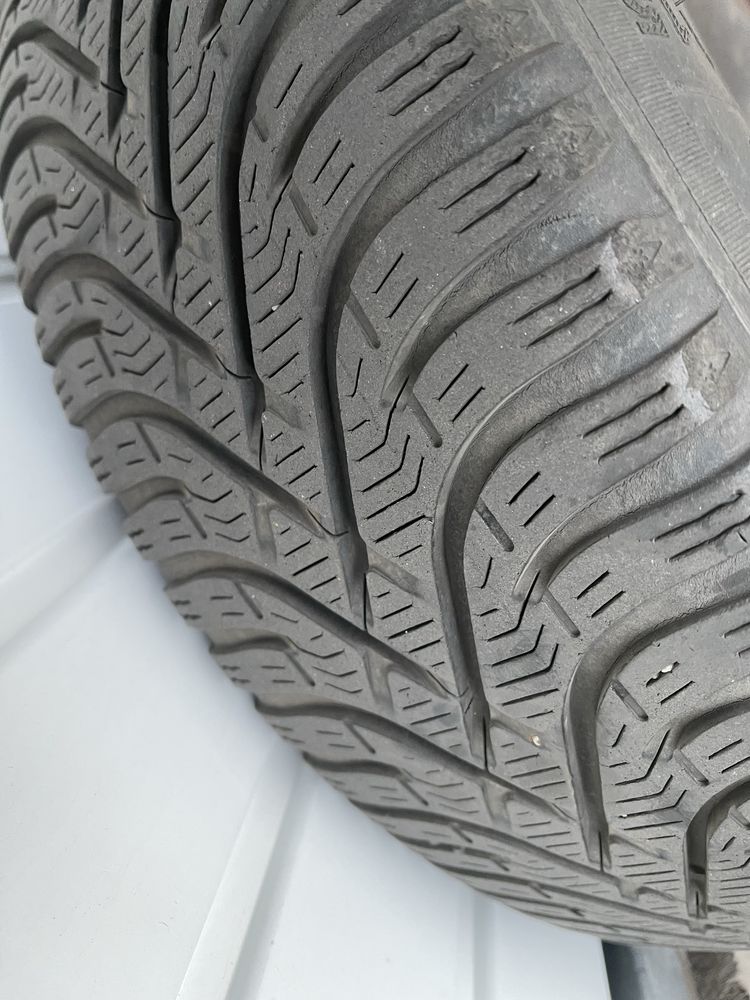 Felgi stalowe 5x100 z oponami zimowymi 185/60 R15  Audi Seat Skoda VW