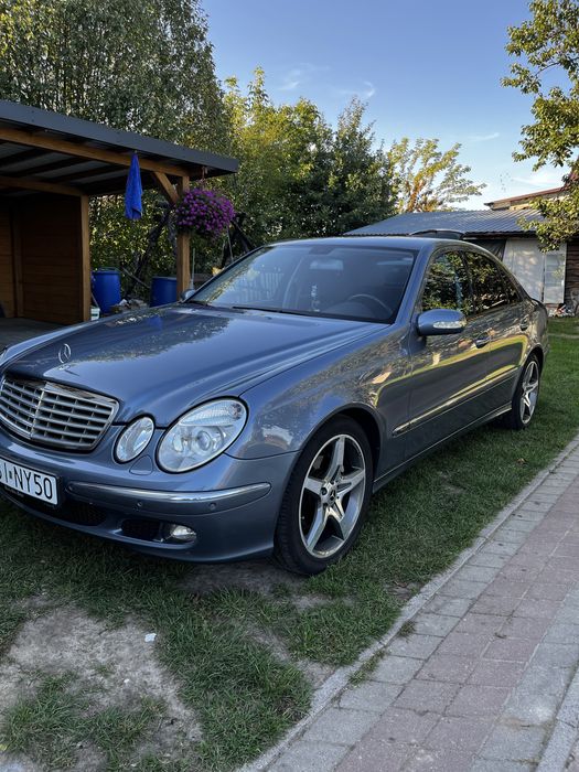 Mercedes Benz E320 w211 3.2 v6 Avantgarde