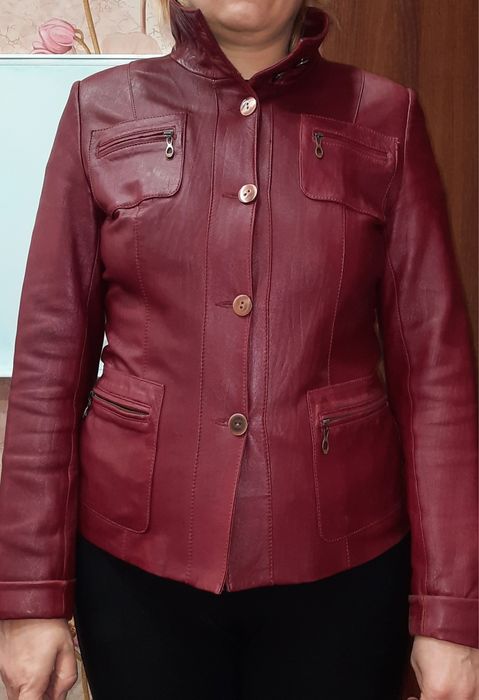 Женский кожаный пиджак