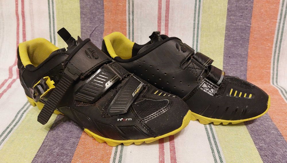 Bontrager Rhythm limonka rozmiar 42 27 cm