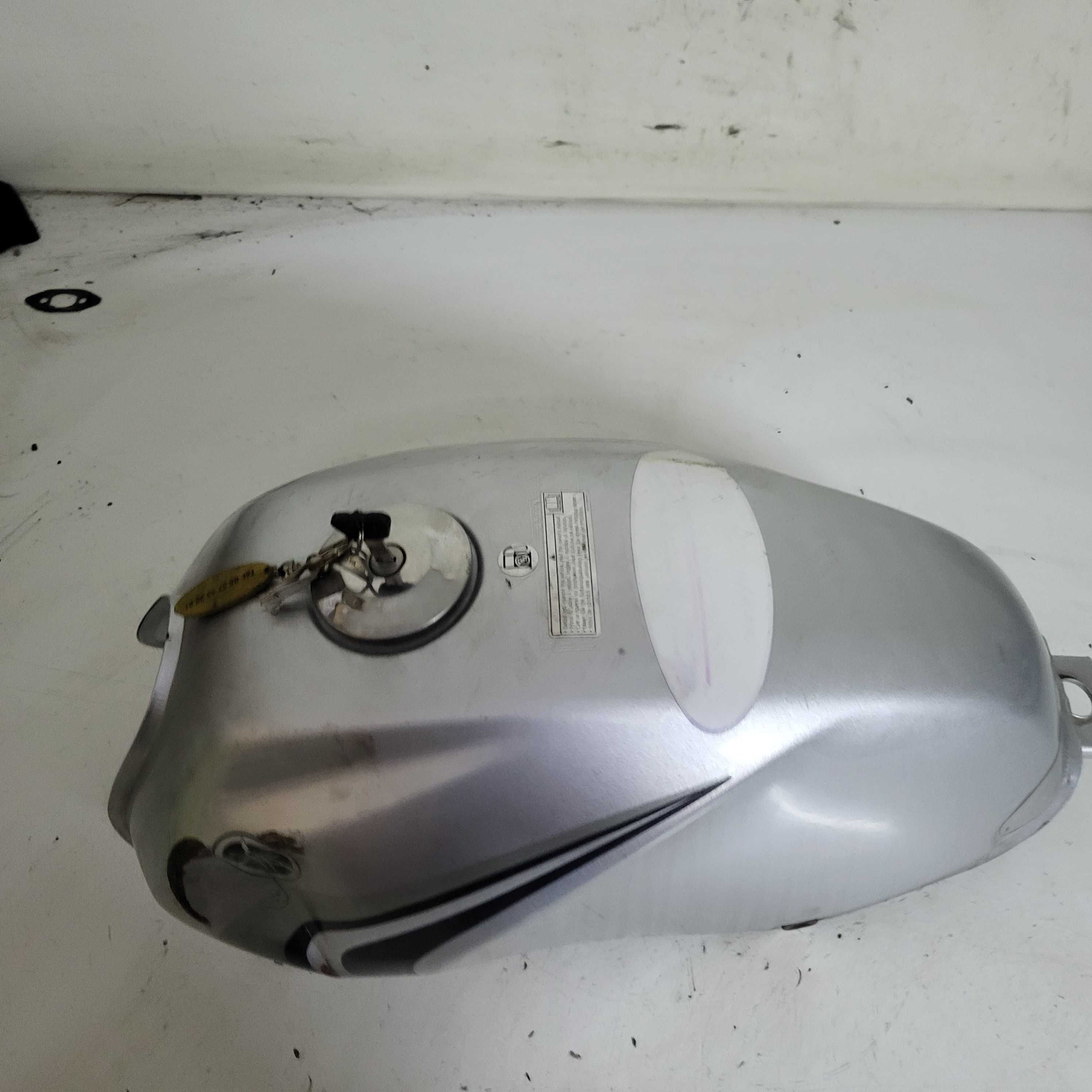 Yamaha ybr 125 bak zbiornik paliwa