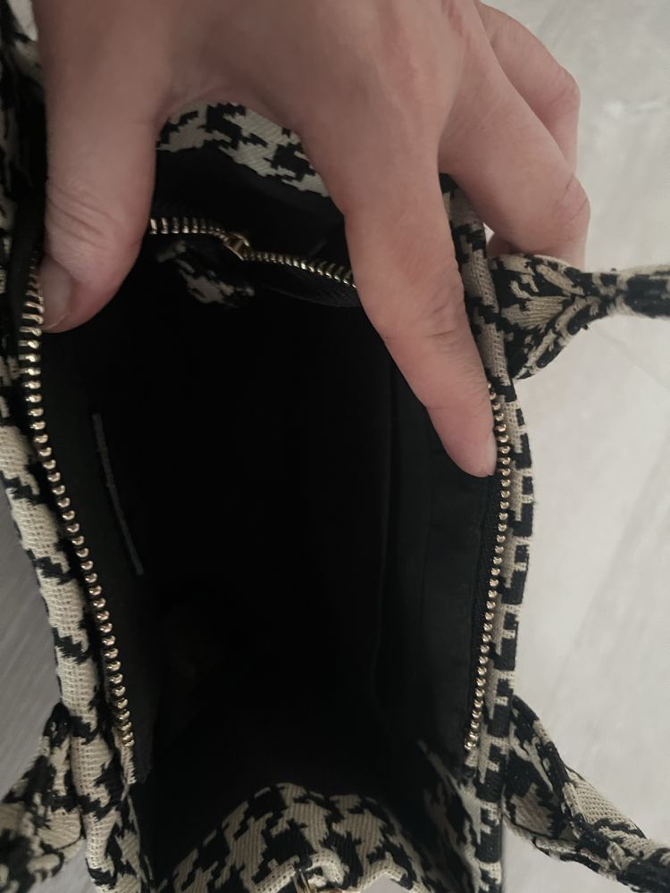 Mała shopperka typu Zara
