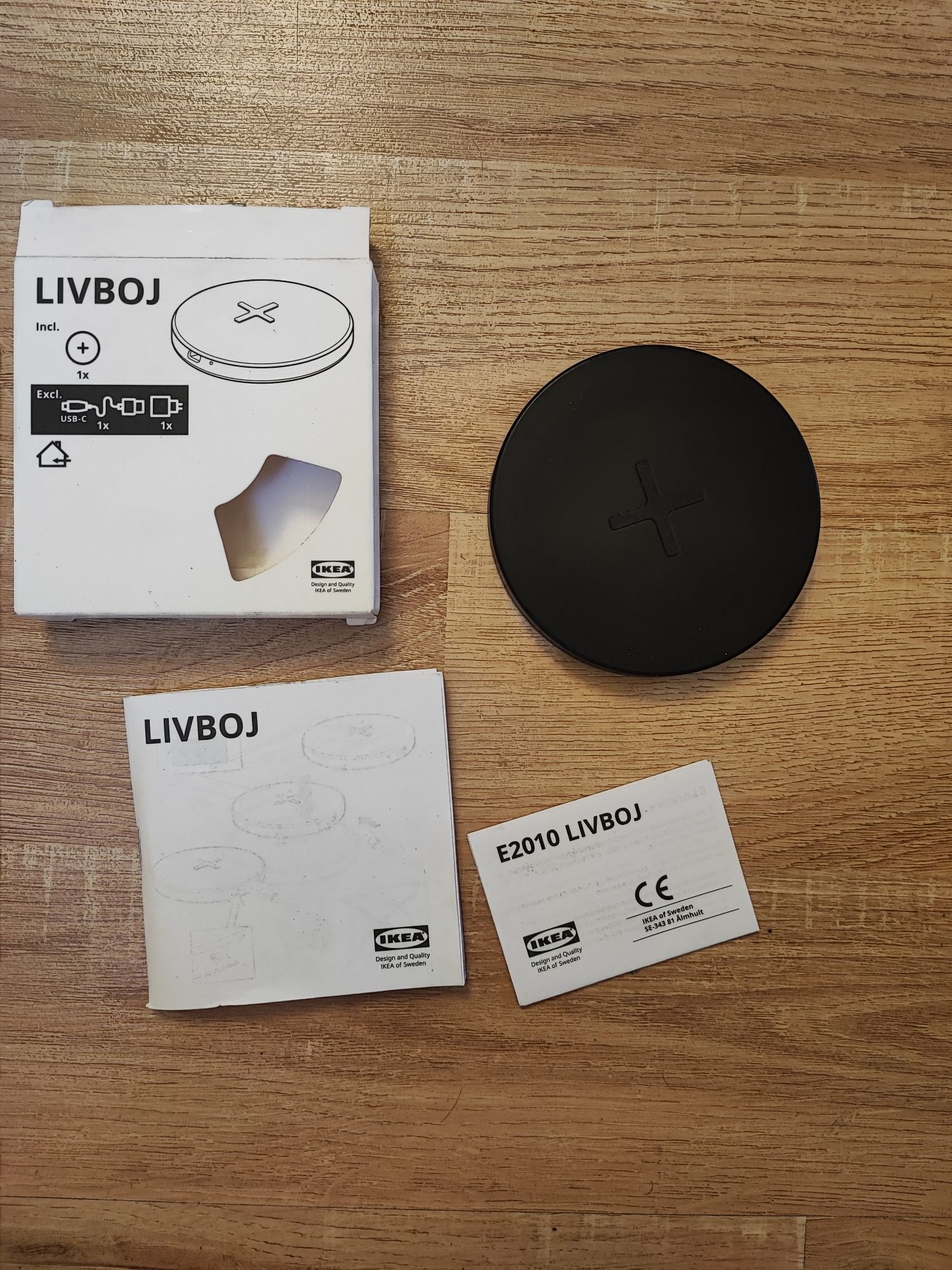 Ładowarka indukcyjna IKEA LIVBOJ