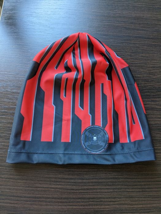 Шапка для бігу або їзди на велосипеді