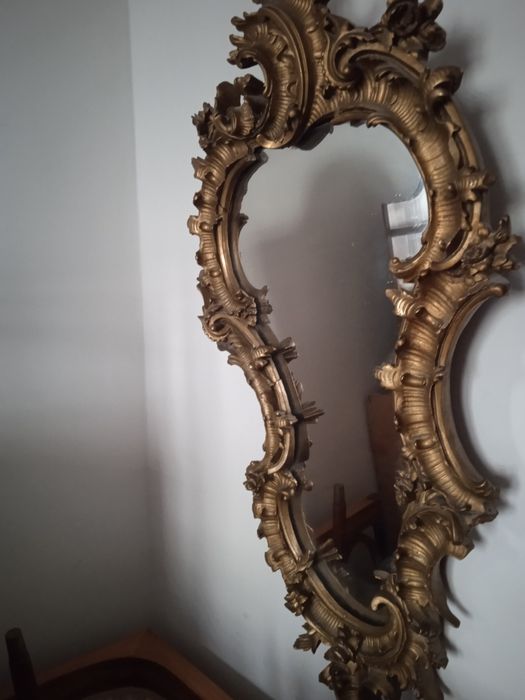 Zabytkowe lustro rokoko