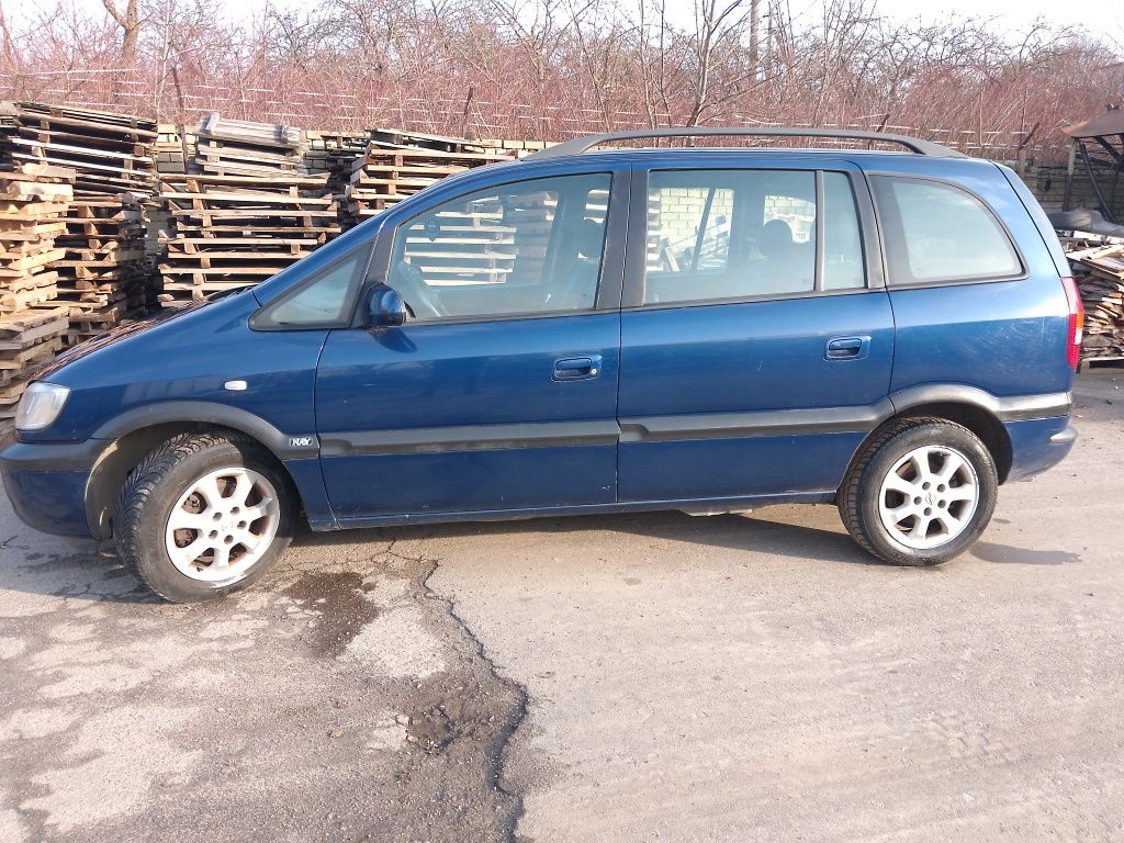 Опель Зафіра Opel Zafira А 2004 1.6газ-бензин