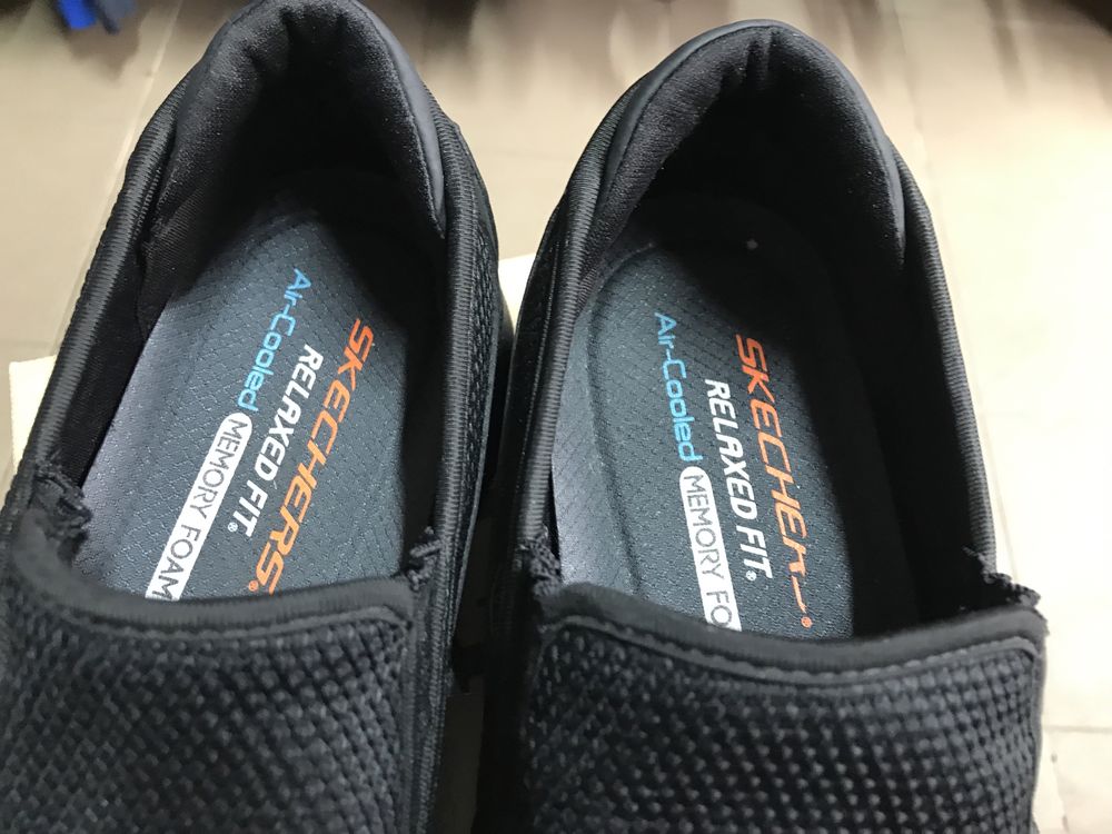 Продам чоловічі мокасіни skechers relaxed fit(45 розмір)