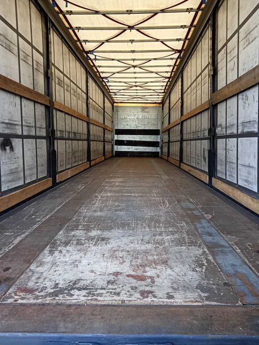 Напівпричіп Kogel SAF SN24 2010