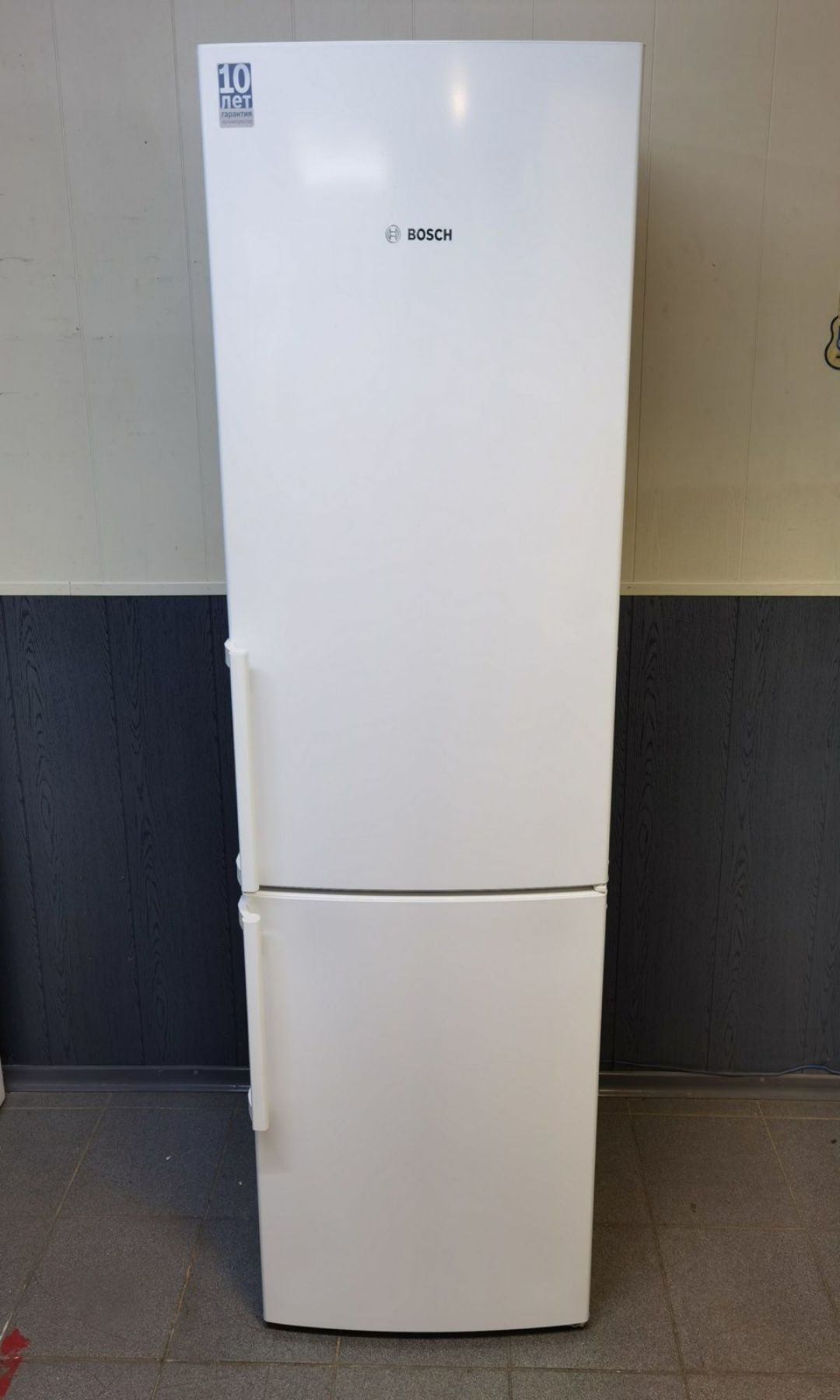 Холодильник б/у Bosch KGN39WV no frost