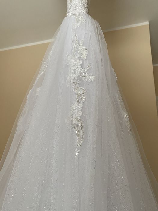 Suknia slubna ślubna sezon 2023 rozmiar XS 34 lato jesień wiosna