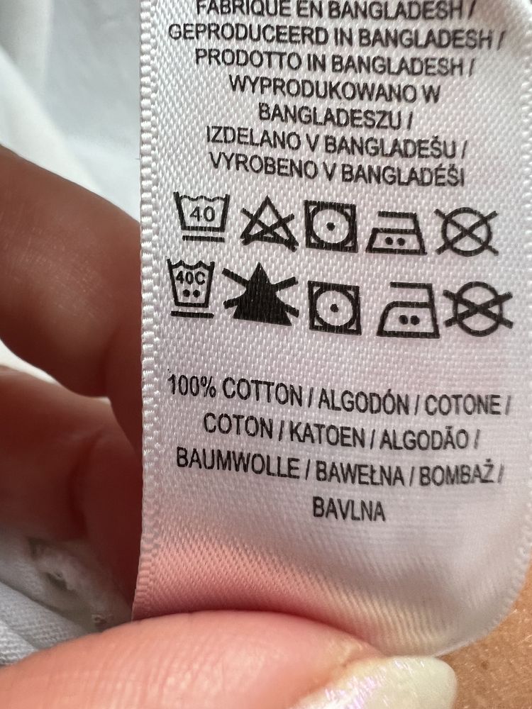 Primark Berlin Germany biały t-shiry r. 5-6 lat
