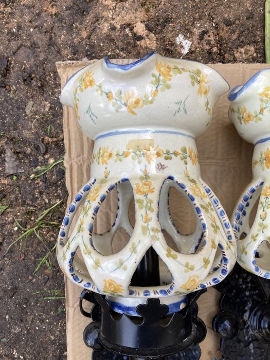 Par de apliques pintados à mão