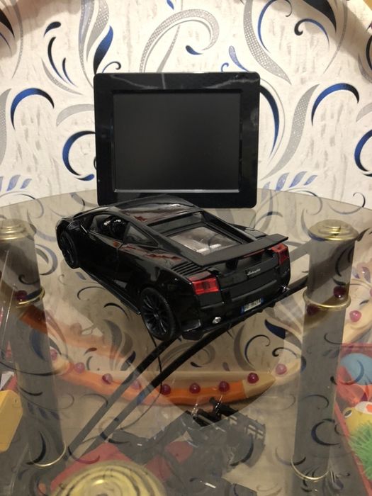 Продам Lamborghini Gallardo Maisto 1:18.