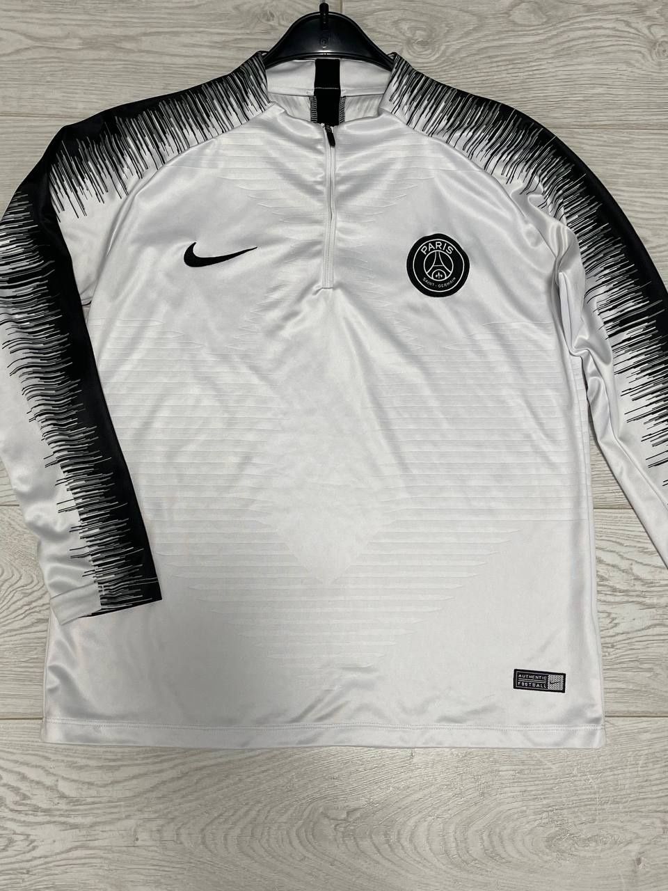 Продам кофту Nike PSG