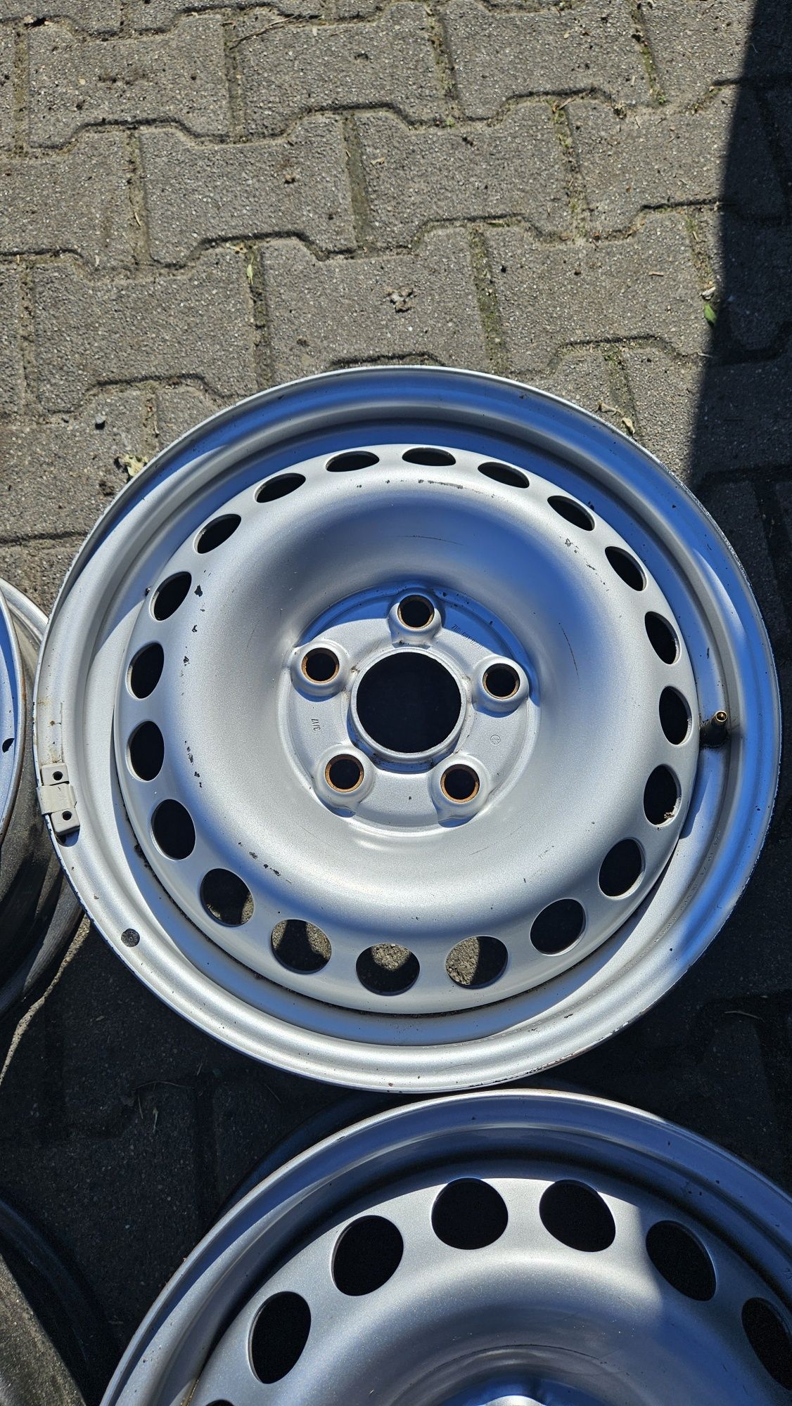 16 5x120 Felgi stalowe VW T5/T6