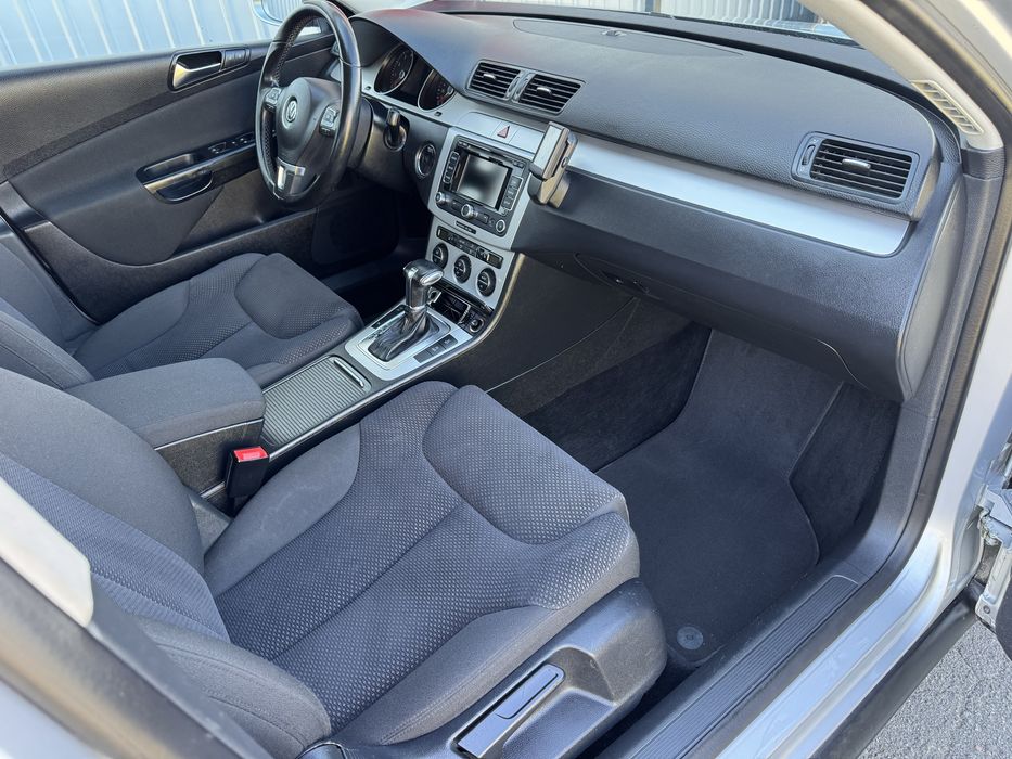 Volkswagen Passat 1.4 tsi автомат з Швейцарії