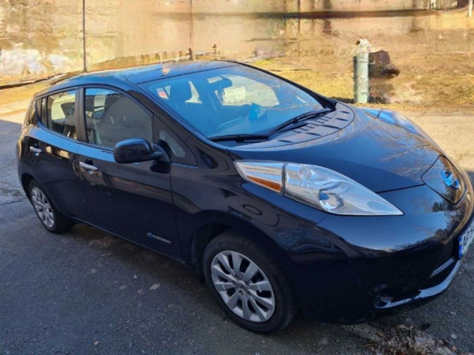 Nissan leaf 2013