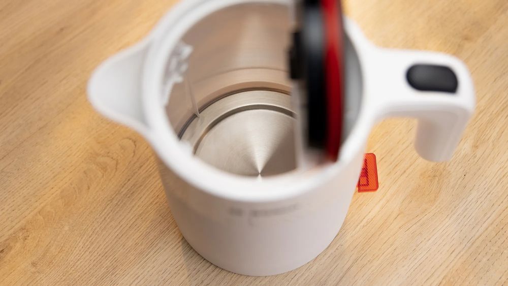 Czajnik elektryczny Bosch MyMoment 1.7l 2400 W TWK2M161