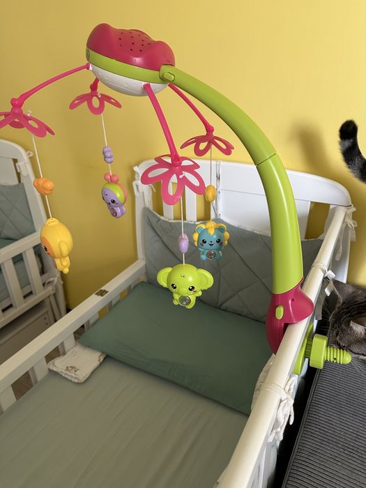 Музичний мобіль-проєктор на ліжко (пульт керування, колискові, природа