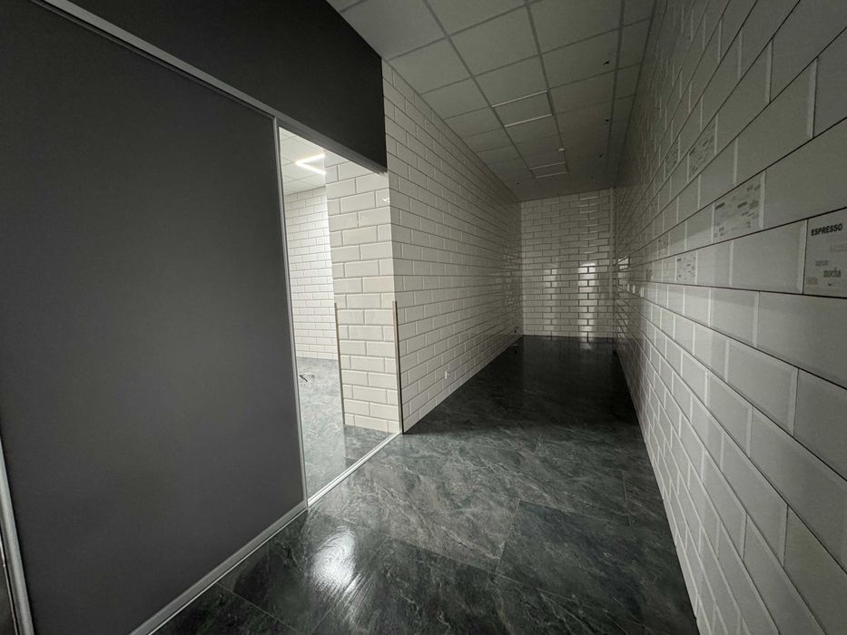 ВИГІДНА ПРОПОЗИЦІЯ!!! Комерція вільного призначення на Щасливому