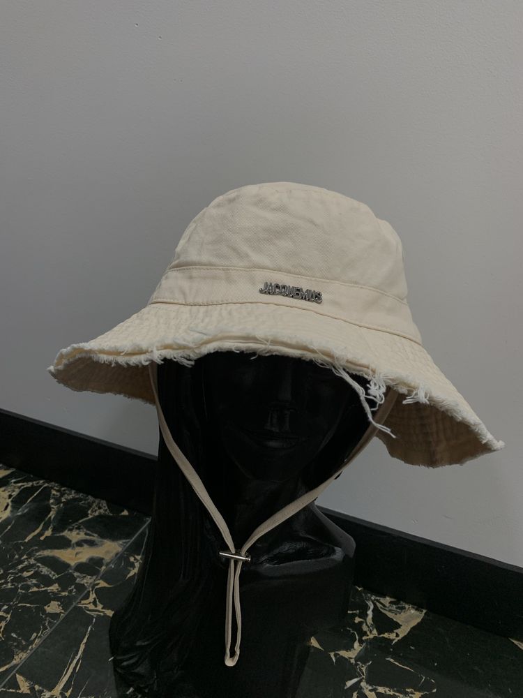 Панама Jacquemus