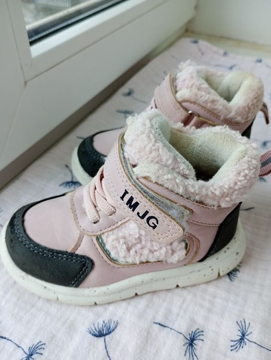 Ботинки для дівчинки 22 розмір